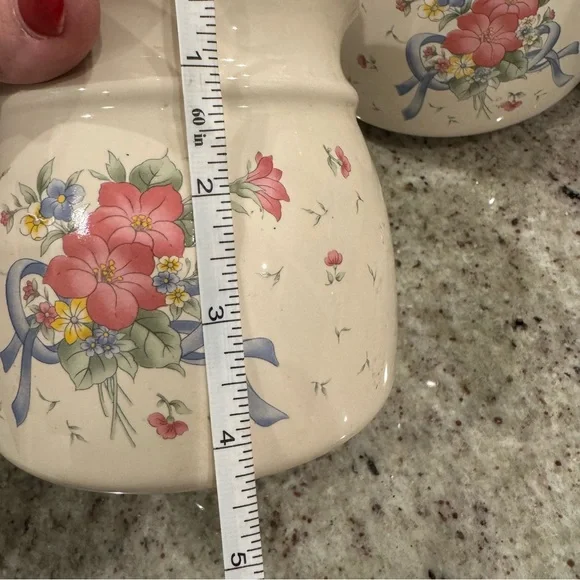 Vintage Floral Ceramic Canister Set with Wooden Lids pink flowers blue bows - Picture 10 of 10